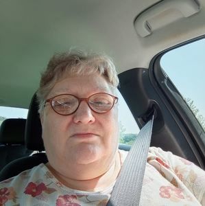 Meet your Posher, Beverly